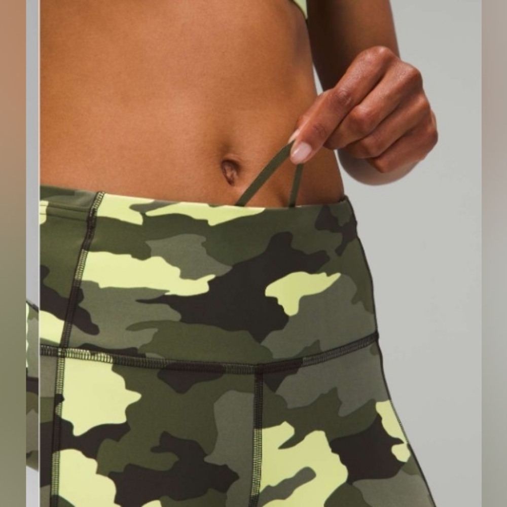 Lululemon Fast and Free High Rise Crop 23"
Heritage 365 Camo Crispin Green Multi - Picture 3 of 10